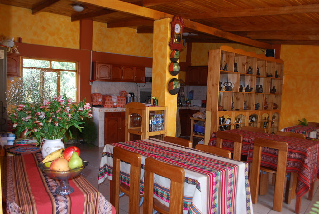 Morales Guest House Huaraz  Buitenkant foto